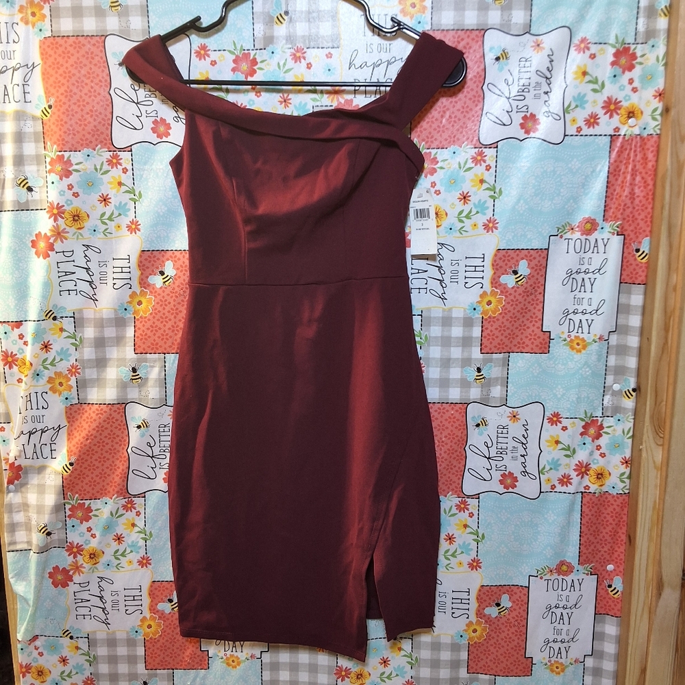 NWT SEQUIN HEARTS OFF SHOULDER DRESS